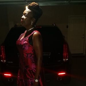 Meet your Posher, Priscilla